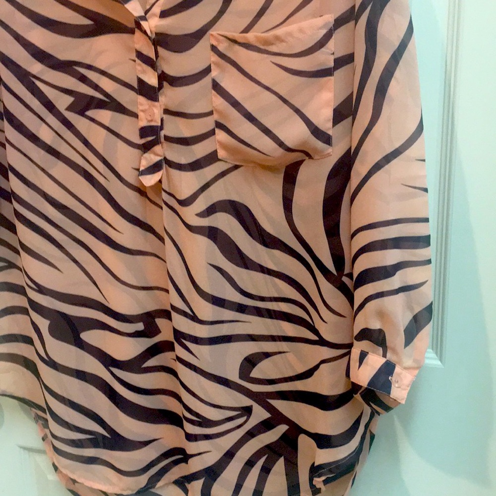 Semi-Sheer Chiffon Top, Peach & Black Zebra Print Roll Sleeves - Picture 2 of 9